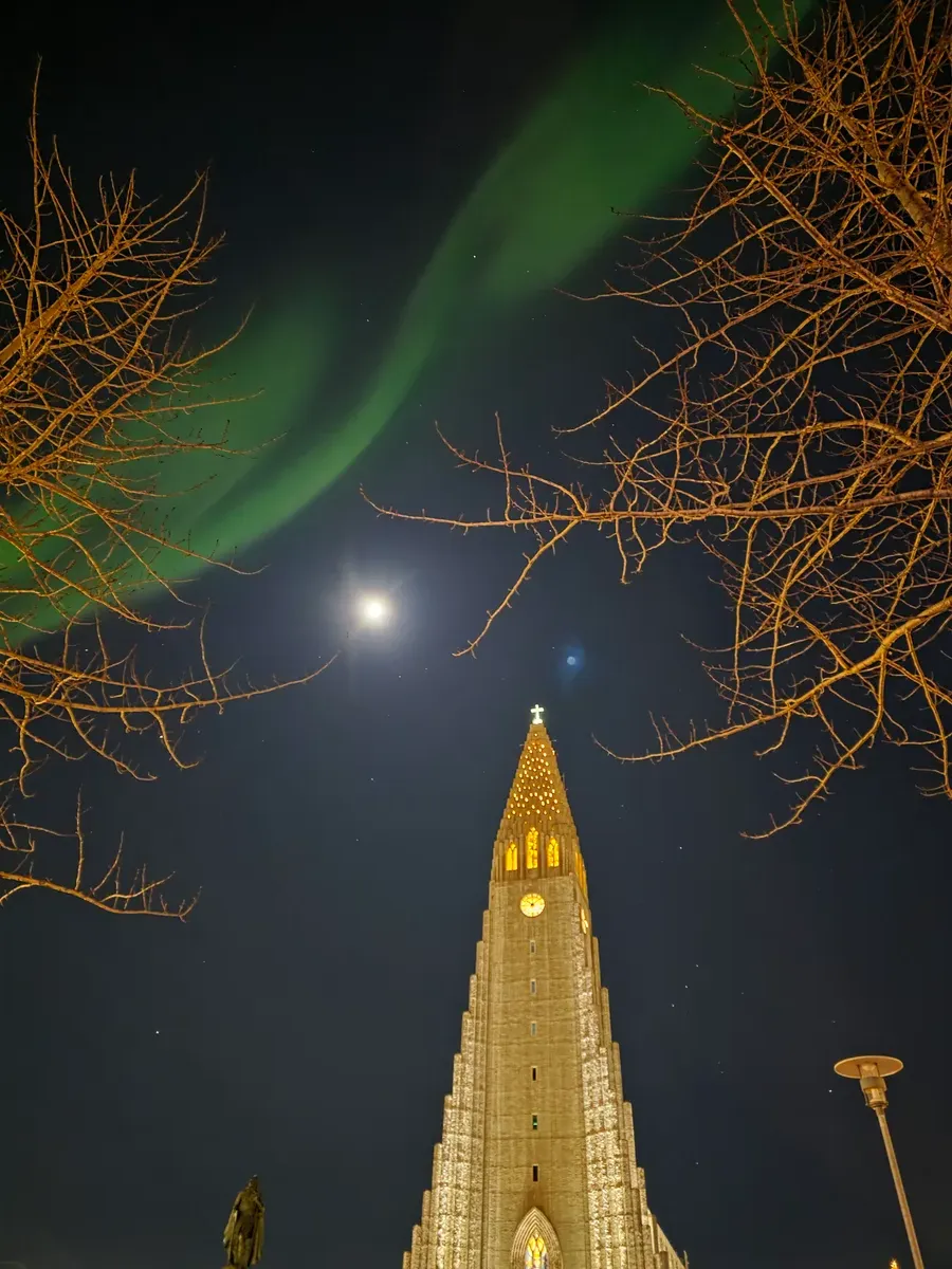 Budget Northern Lights Tour Iceland - Affordable aurora viewing